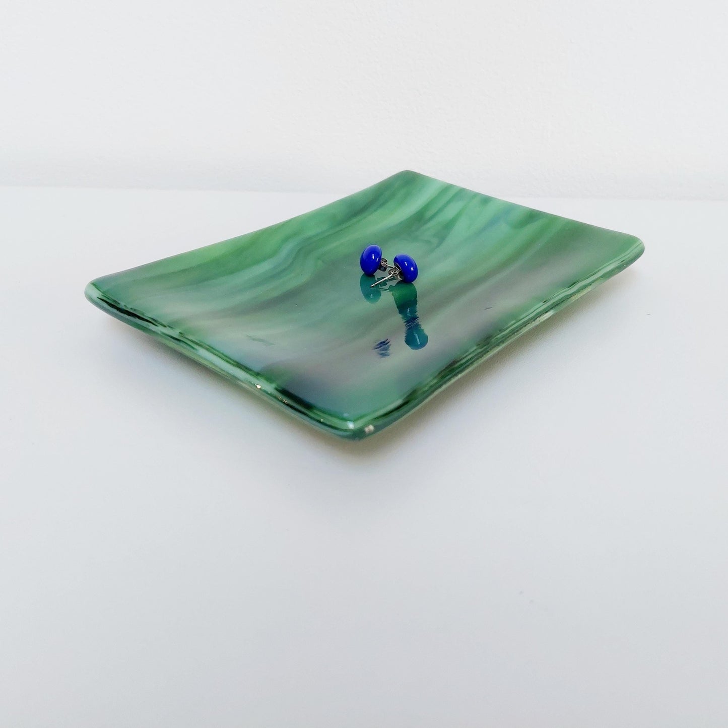 Spring in Grizedale Moss and Forest Green Fused Glass Trinket Dish, Handmade Opalescent Green Glass Soap Dish, Natural Green Bathroom Décor