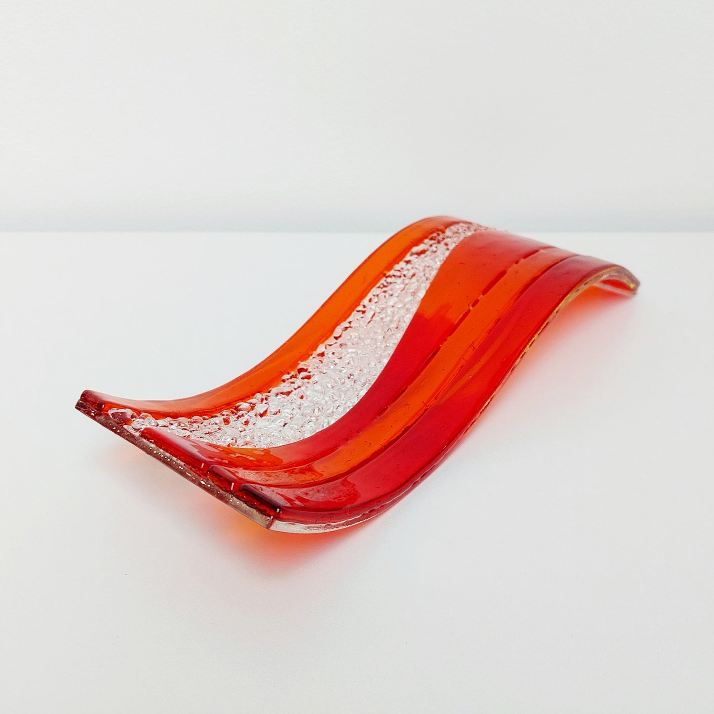 Handmade Sunset Glass Art Wave, Freestanding Red and Orange Fused Glass S Curve, Contemporary Mantlepiece Ornament, Red Living Room Décor