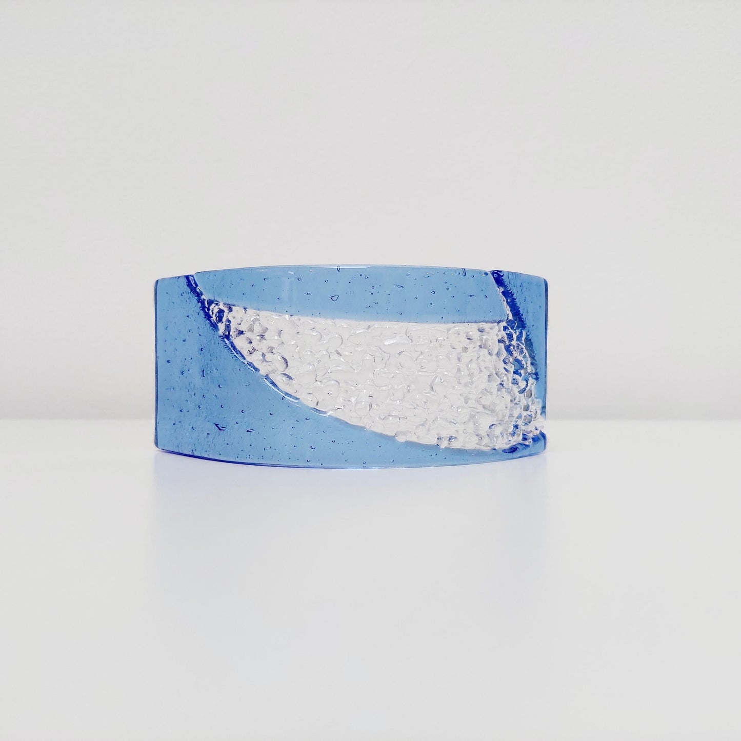 Sky Blue Glass Art Curve, Mimimalist Abstract Mantlepiece Ornament, Unusual Handmade Fused Glass Windowsill Ornament, Blue Living Room Décor