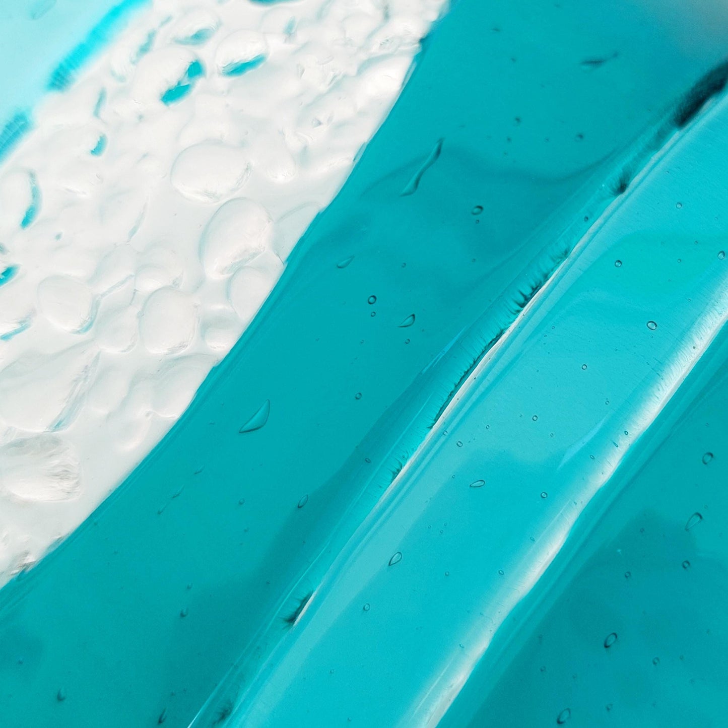 Teal and Aqua Glass Art Curve, Handmade Textured Glass Mantlepiece Ornament, Teal Living Room Décor, Freestanding Teal Glass Candle Screen