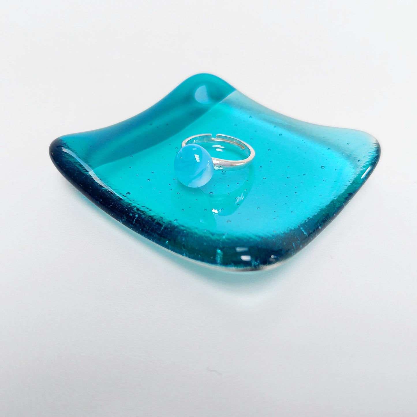 Minimalist Aqua Glass Ring Dish, Small Handcrafted Aqua and Teal Fused Glass Dish, Elegant Bedside Table Trinket Dish, Aqua Bedroom Décor