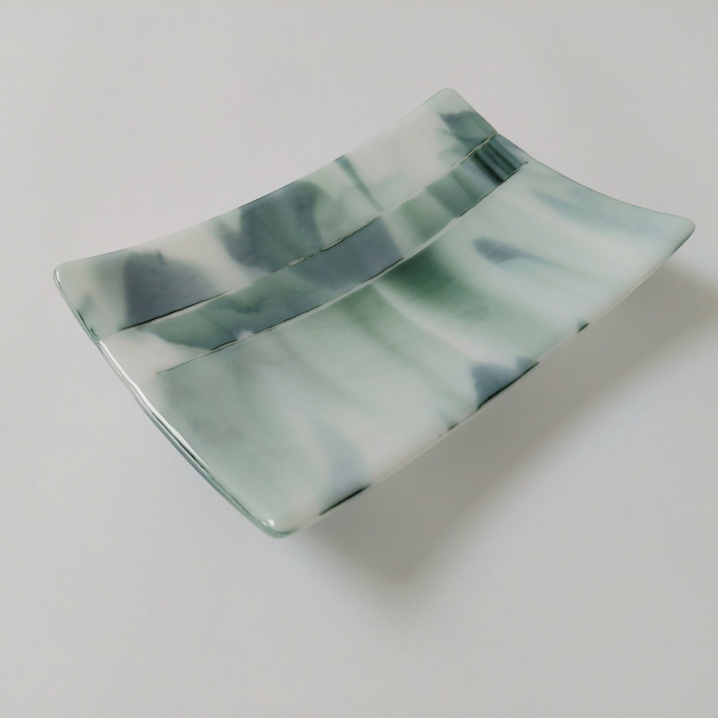 Winter on the Fells Glass Art Plate, Handmade Aventurine Green and White Fused Glass Dish, Decorative Glass Tray, Natural Green Home Décor