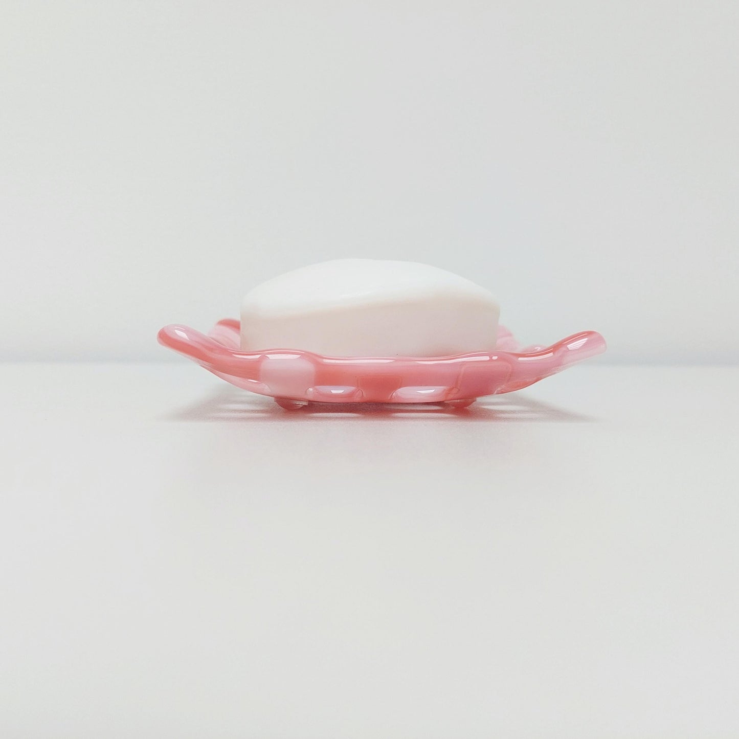 Rose Pink Glass Soap Dish with Holes, Organic Handmade Fused Glass Soap Tray, Unusual Glass Art Soap Dish, Sponge Tray, Pink Bathroom Décor