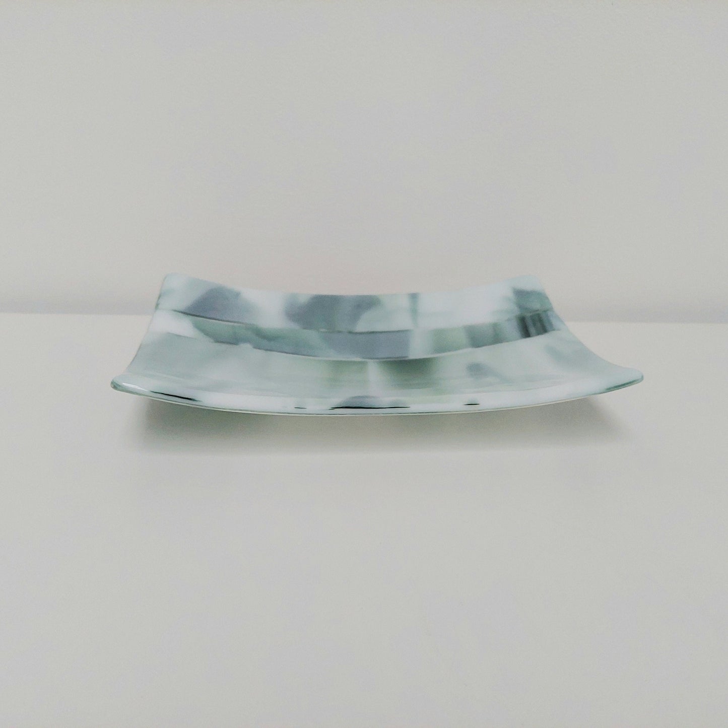 Winter on the Fells Glass Art Plate, Handmade Aventurine Green and White Fused Glass Dish, Decorative Glass Tray, Natural Green Home Décor