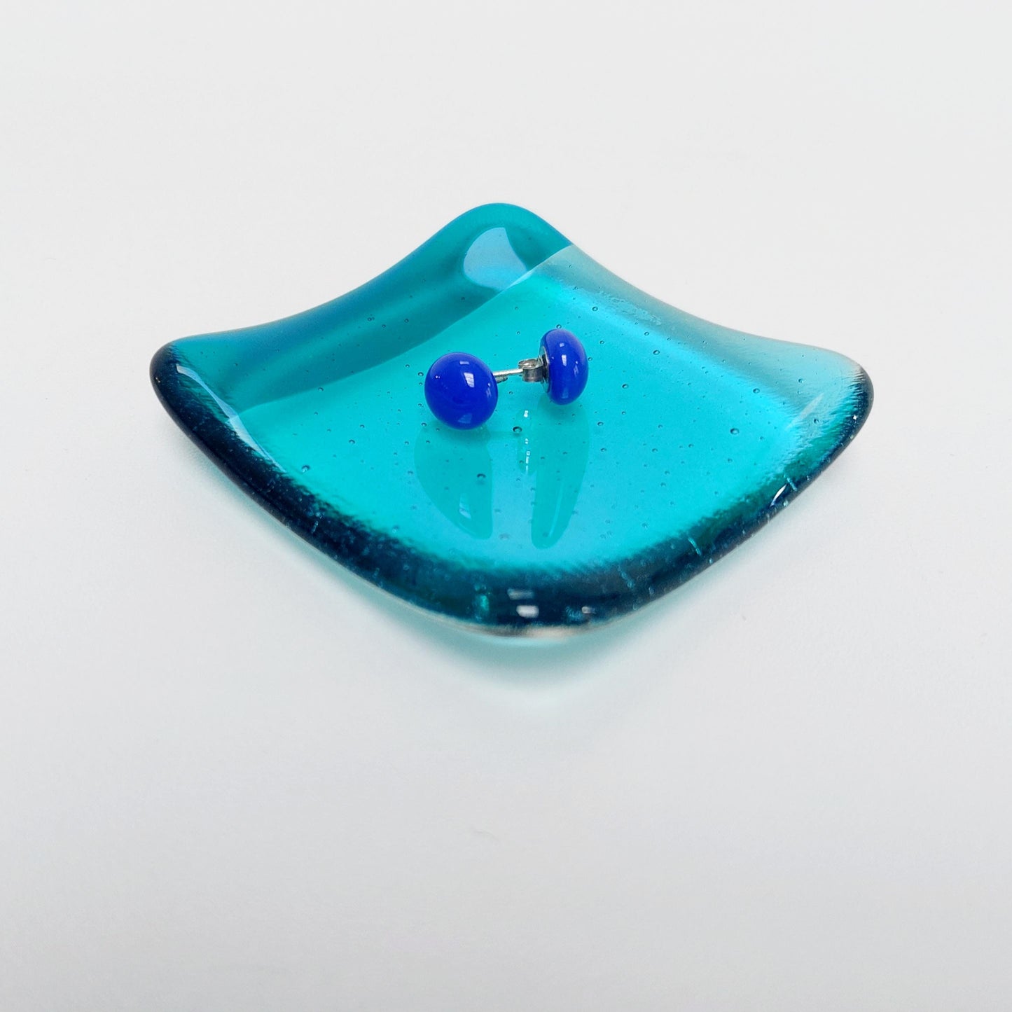 Minimalist Aqua Glass Ring Dish, Small Handcrafted Aqua and Teal Fused Glass Dish, Elegant Bedside Table Trinket Dish, Aqua Bedroom Décor