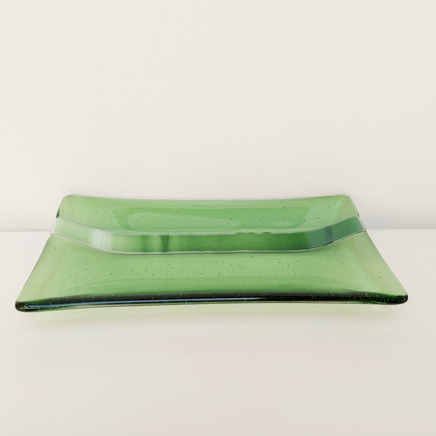 Fern Green Glass Art Plate, Handmade Pale Green Fused Glass Platter, Minimalist Coffee Table Trinket Dish, Natural Green Living Room Décor