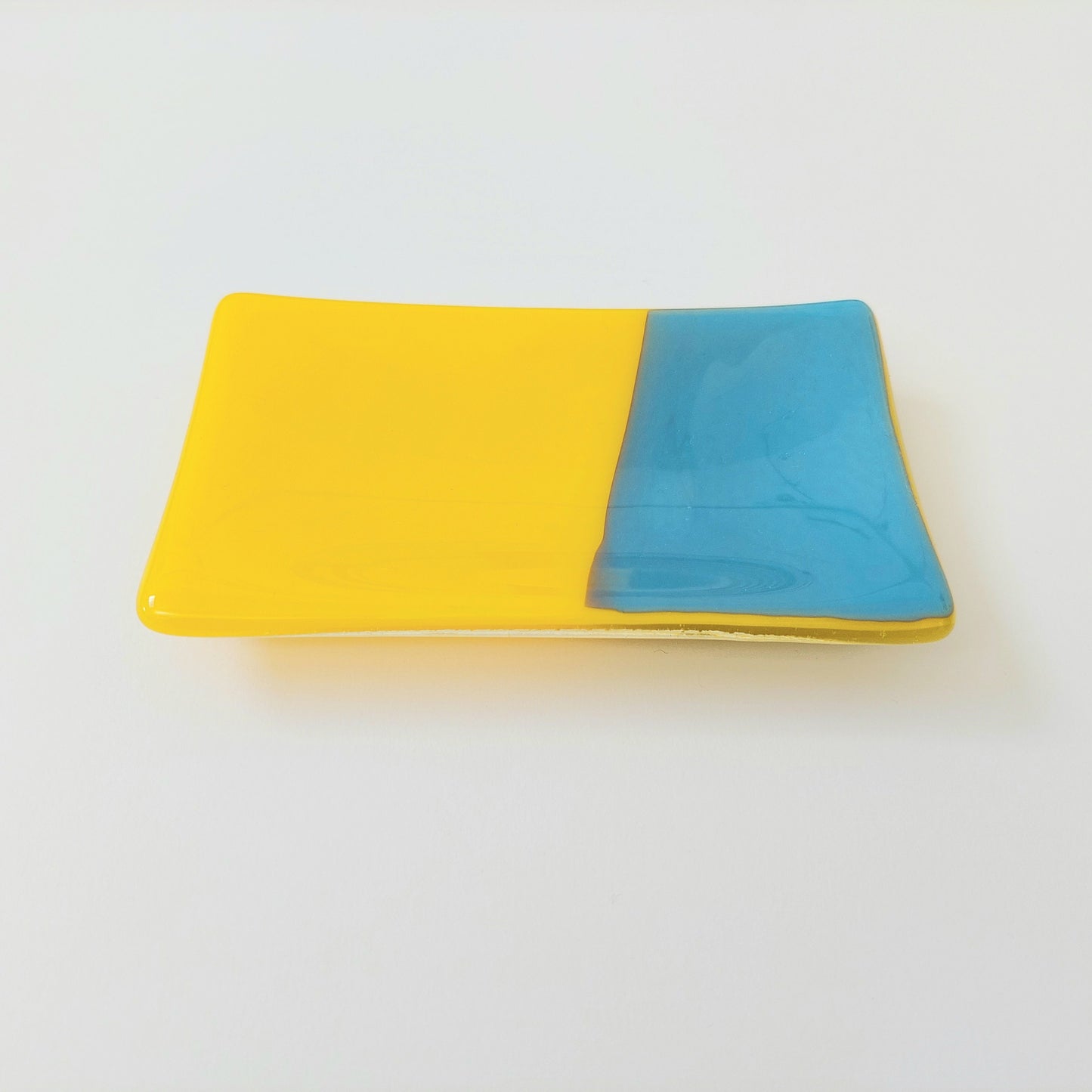 Daffodil Yellow and Cyan Blue Glass Art Soap Dish, Yellow Bathroom Décor, Blue Bathroom Décor, Unusual Artisanal Fused Glass Trinket Dish