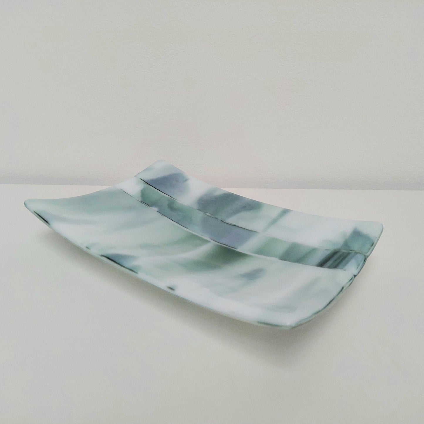 Winter on the Fells Glass Art Plate, Handmade Aventurine Green and White Fused Glass Dish, Decorative Glass Tray, Natural Green Home Décor