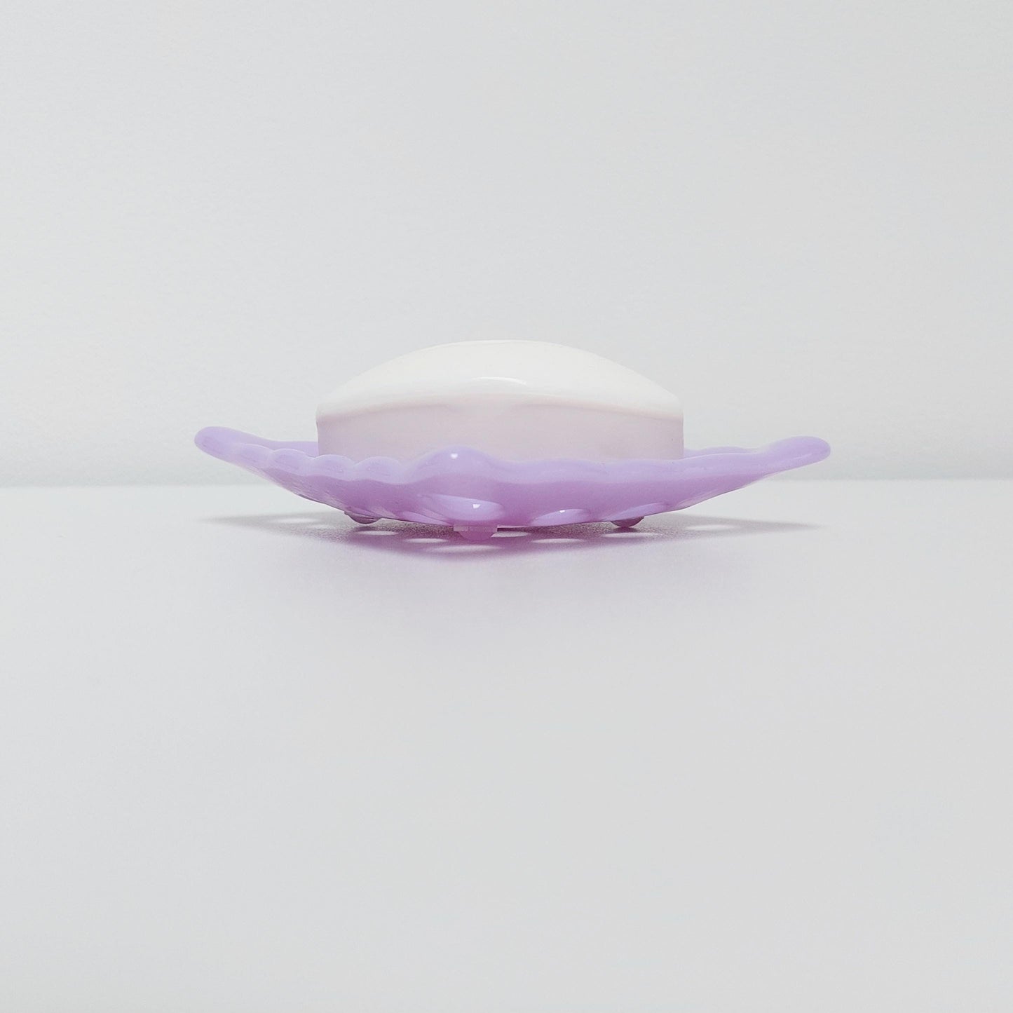 Lilac Glass Soap Dish, Pastel Purple Kiln Formed Glass Soap Dish with Holes (Lattice Design), Fused Glass Soap Tray, Lilac Bathroom Décor