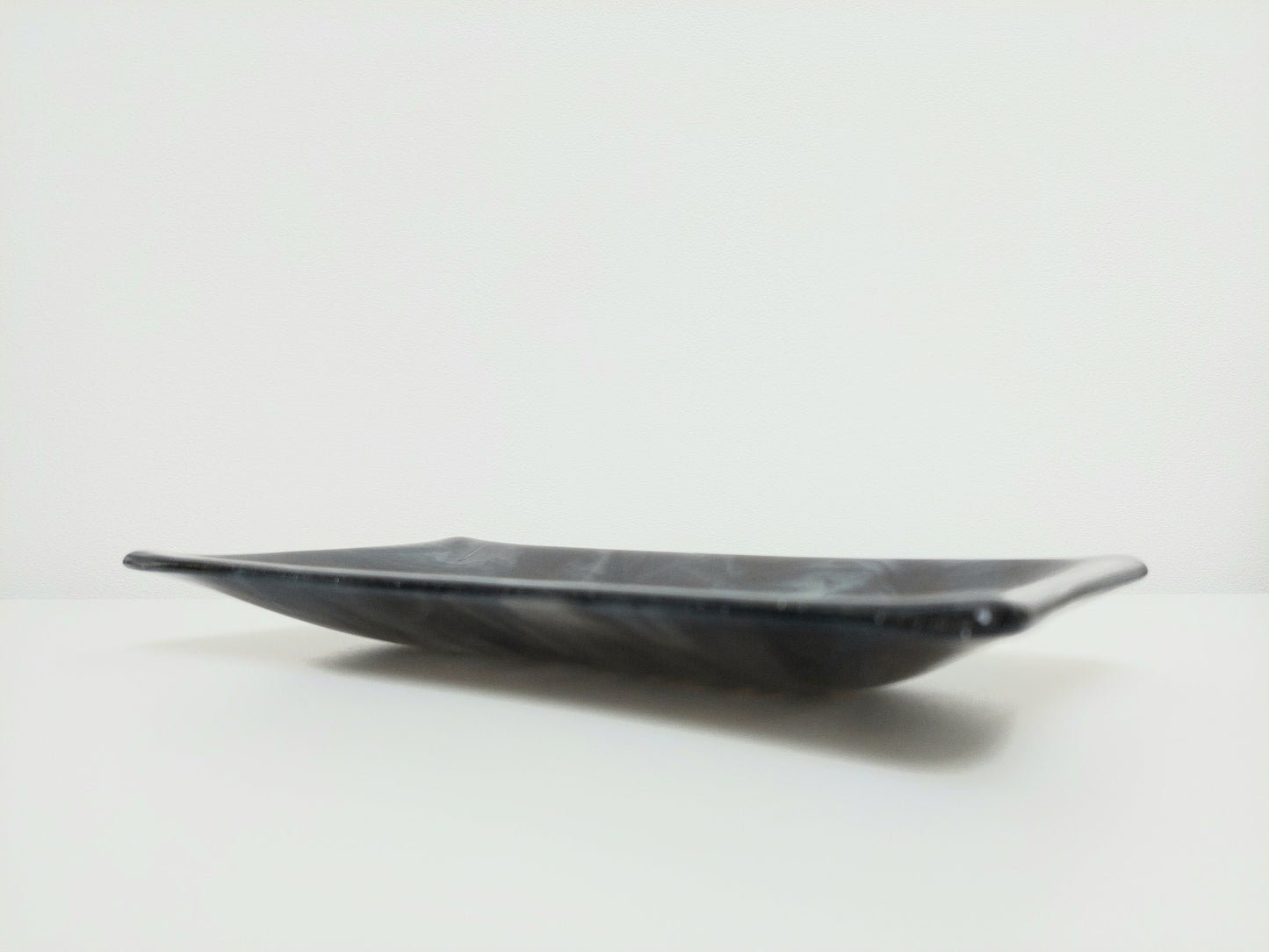 Stone Grey Glass Art Plate, Contemporary Handmade Grey Fused Glass Platter, Artisanal Decorative Coffee Table Tray, Grey Living Room Décor