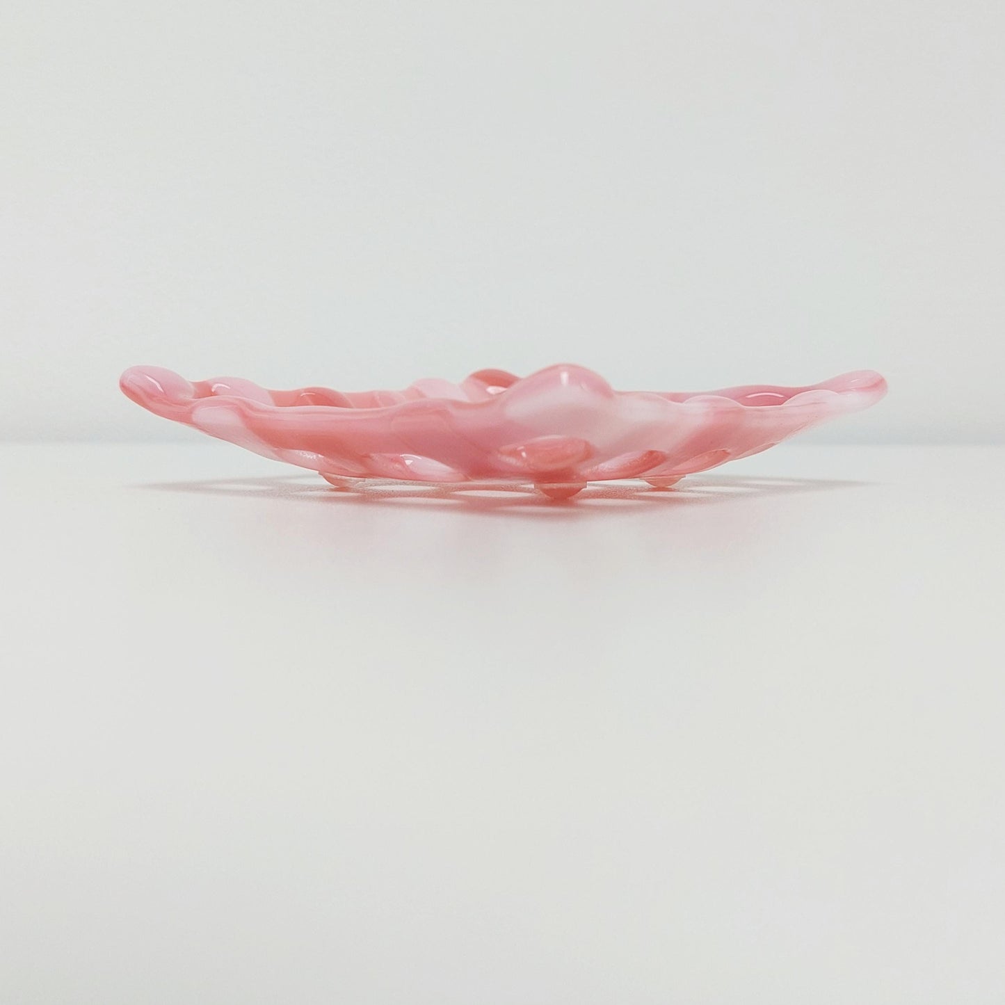 Rose Pink Glass Soap Dish with Holes, Organic Handmade Fused Glass Soap Tray, Unusual Glass Art Soap Dish, Sponge Tray, Pink Bathroom Décor