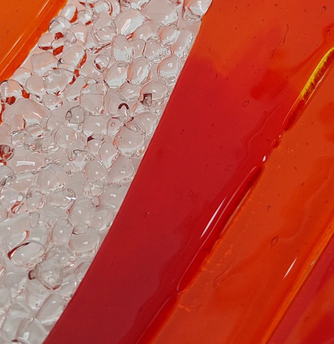 Handmade Sunset Glass Art Wave, Freestanding Red and Orange Fused Glass S Curve, Contemporary Mantlepiece Ornament, Red Living Room Décor
