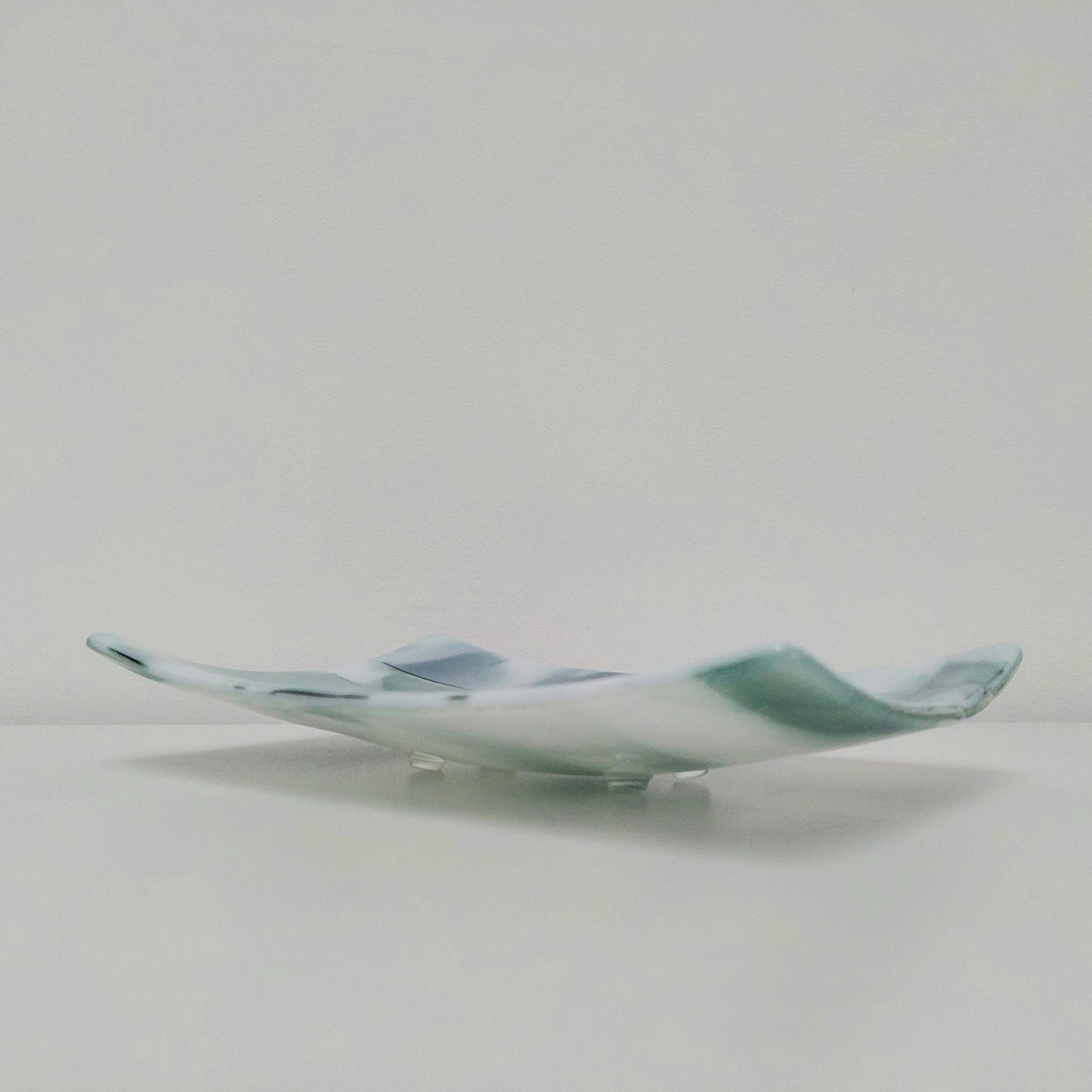 Winter on the Fells Glass Art Plate, Handmade Aventurine Green and White Fused Glass Dish, Decorative Glass Tray, Natural Green Home Décor