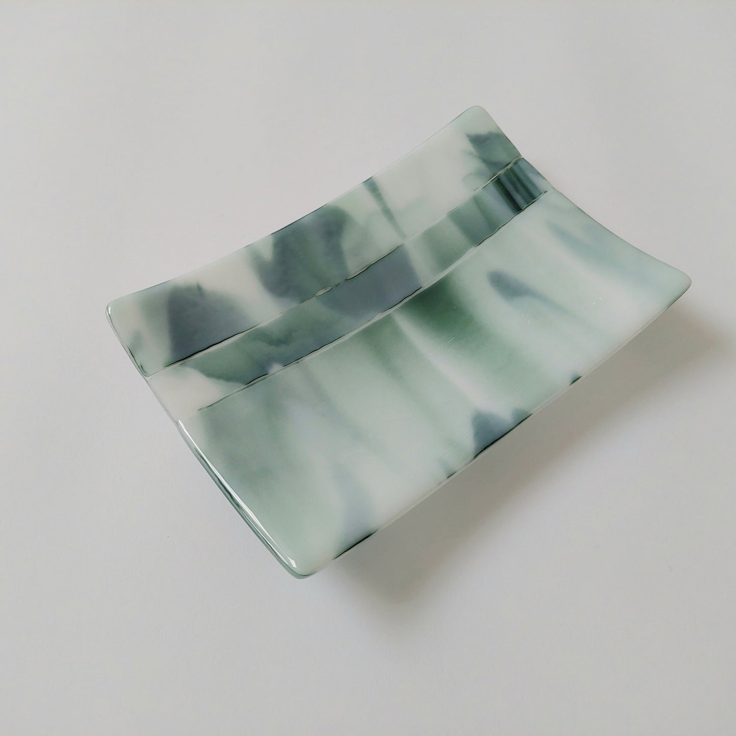 Winter on the Fells Glass Art Plate, Handmade Aventurine Green and White Fused Glass Dish, Decorative Glass Tray, Natural Green Home Décor