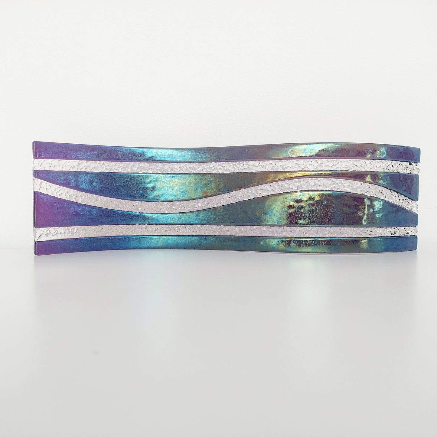 Iridescent Amethyst Glass Art Wave, Large Handcrafted Purple Fused Glass Mantlepiece Ornament, Opulent Table Centrepiece, Amethyst Décor