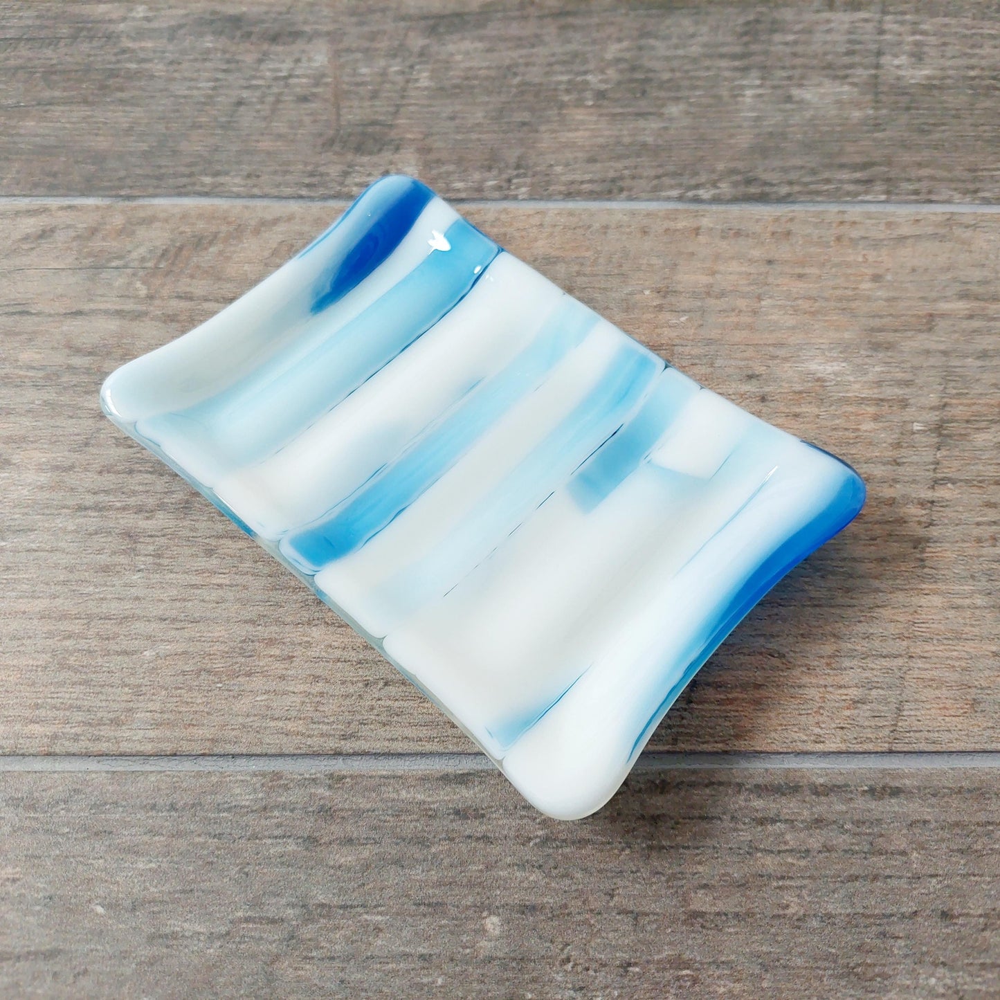 Blue and White Soap Dish, Handmade Classic Fused Glass Art Soap Tray with Ridges