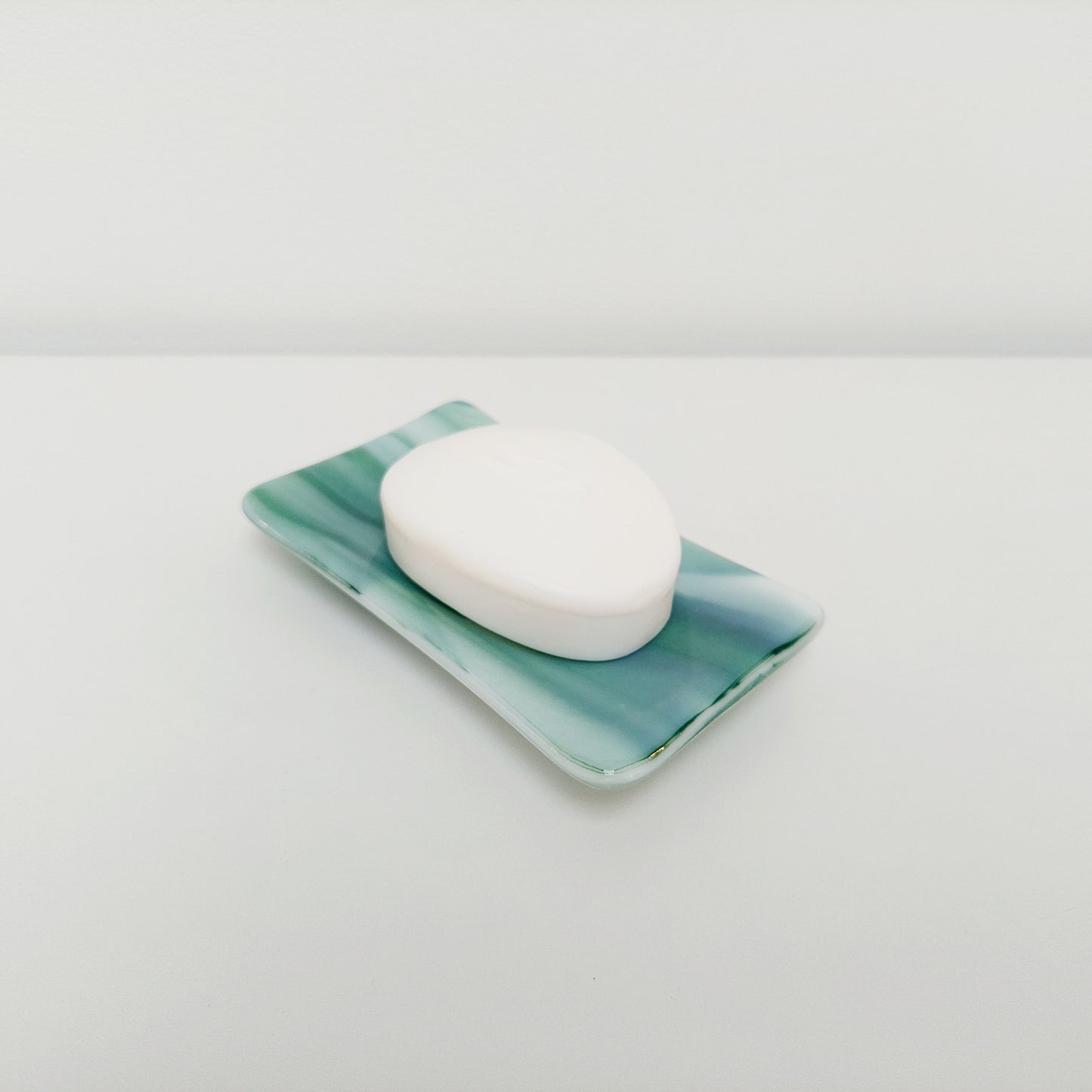 Summer on the Fells Glass Art Dish, Handmade Aventurine Green Fused Glass Soap Tray, Artisan Bedside Table Trinket Dish, Natural Green Décor