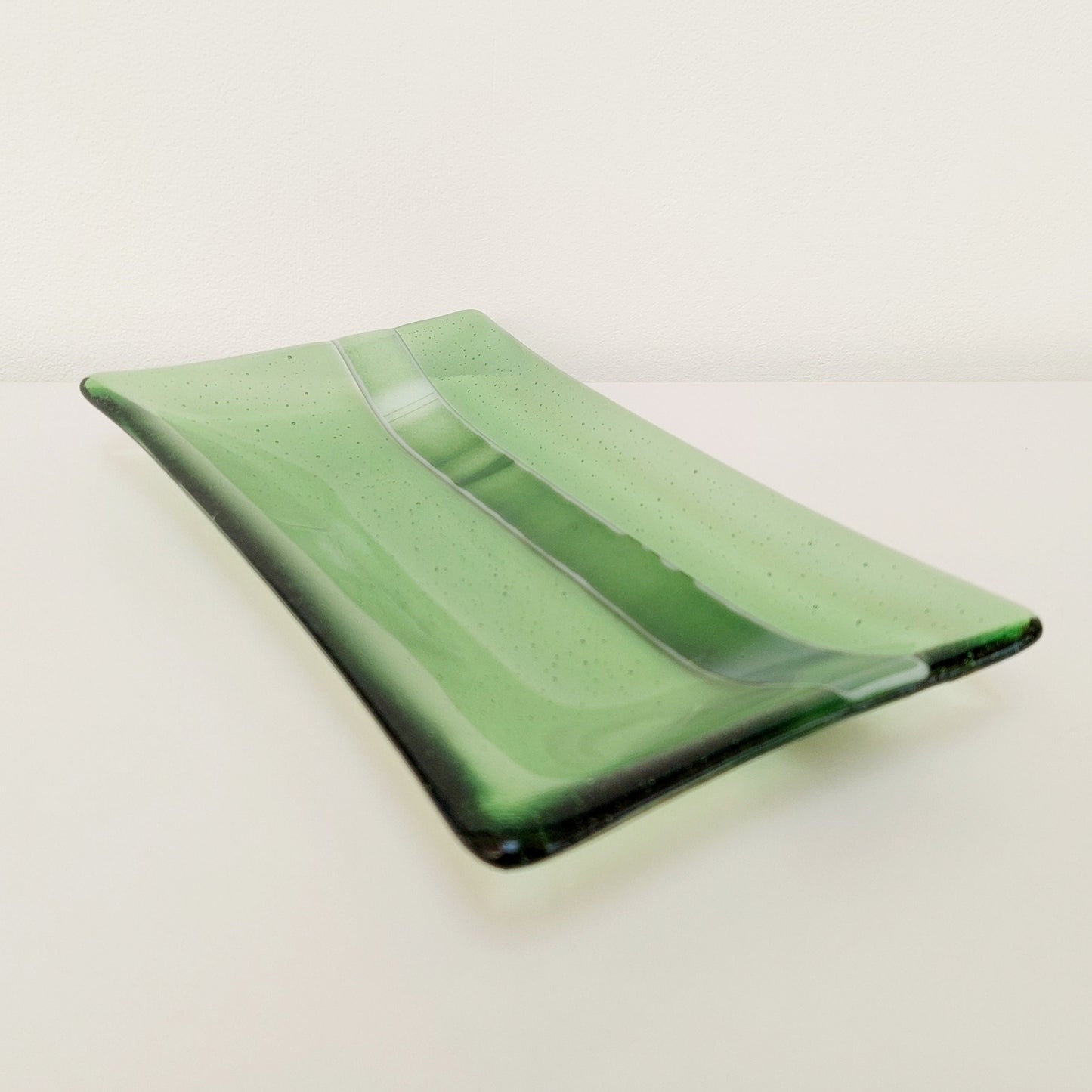 Fern Green Glass Art Plate, Handmade Pale Green Fused Glass Platter, Minimalist Coffee Table Trinket Dish, Natural Green Living Room Décor