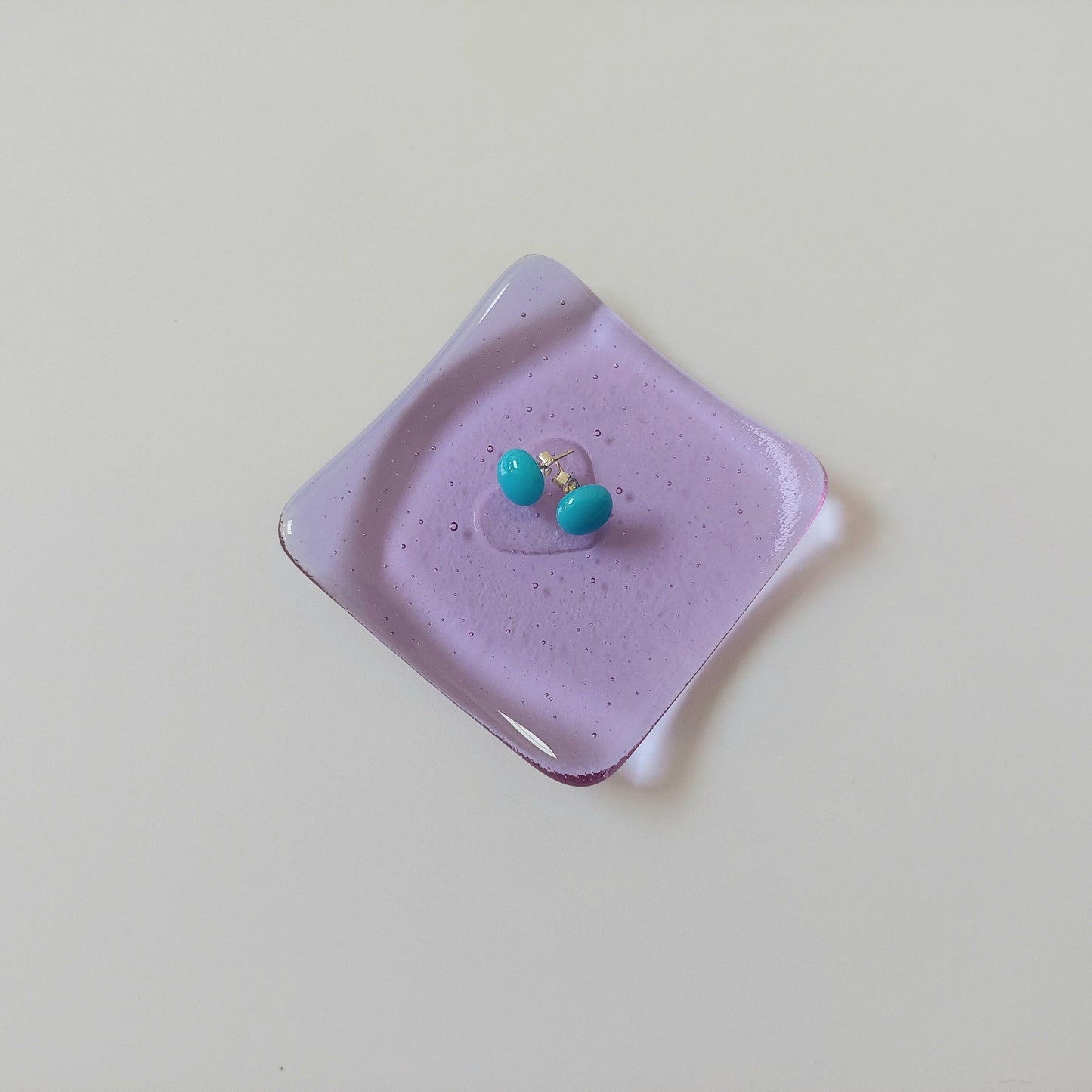 Lilac Glass Heart Ring Dish, Love in the Lakes Light Purple Fused Glass Trinket Dish, Small Bedside Table Earring Bowl, Lilac Bedroom Décor