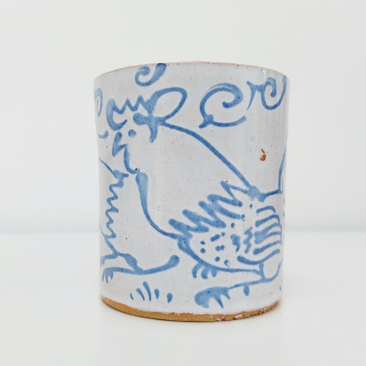 Handcrafted Earthenware Mug – Hans Ullrich | Blue & White Chicken Design