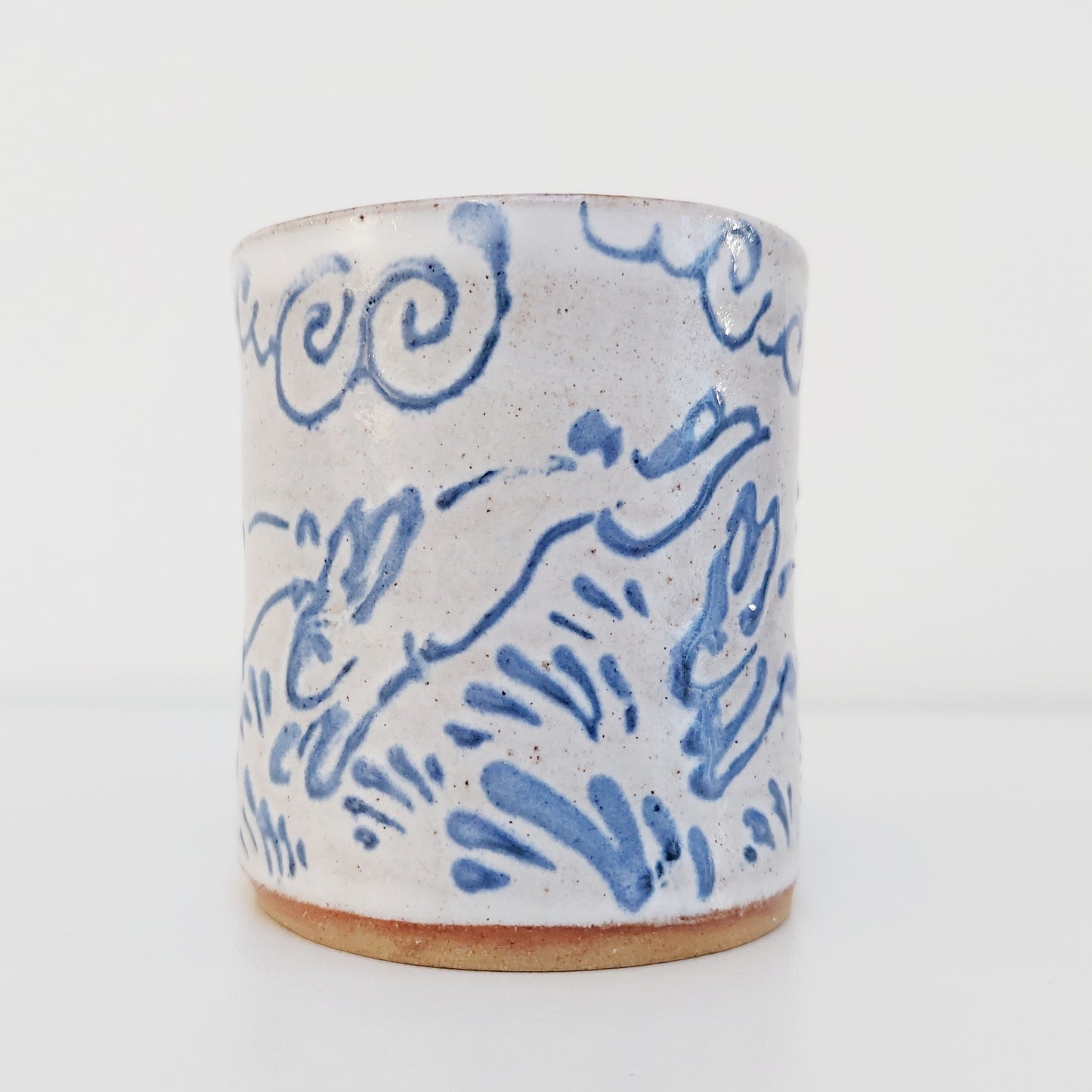 Handcrafted Earthenware Mug – Hans Ullrich | Blue & White Hare Design