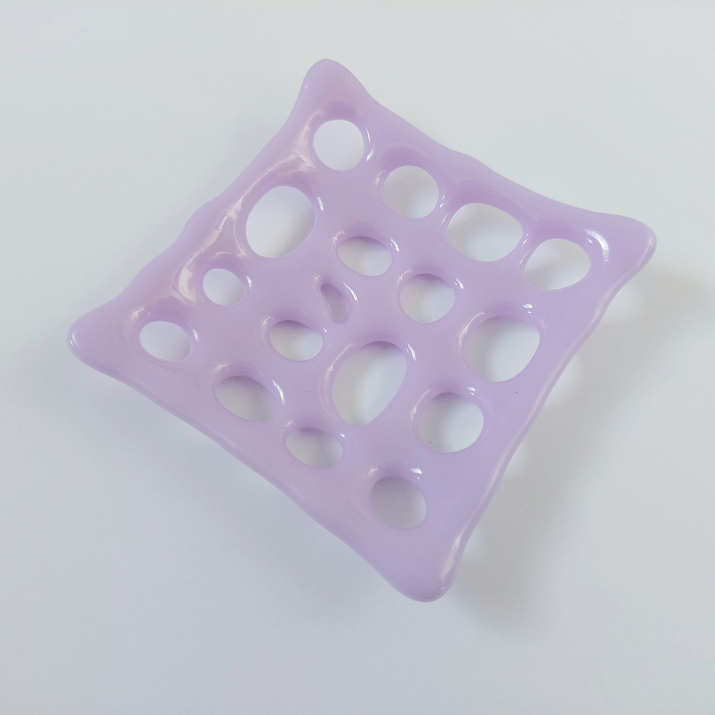 Pastel Lilac Glass Soap Dish with Holes, Handcrafted Light Purple Fused Glass Tray